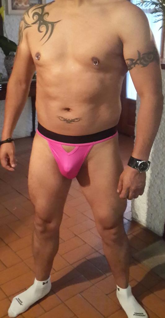 topleathergym's tweet photo. @PrinceAlbertXXX #PiercedNipple #hunk #tattoo #jerkoff #bottom #firesex #piercings #tattoo #top #leather http://t.co/8hPQkMDIOG