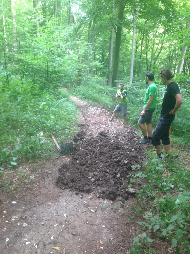 Great weekend of digging. Thanks to all that helped. Blue descent is going to be lots of fun!