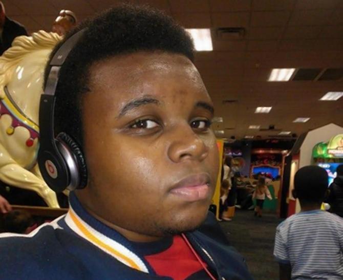 TheRoot's tweet photo. 10 activists important to #Ferguson, talk to The Root about #BlackLivesMatter. http://t.co/6OcXRZBDBN http://t.co/w2J2tzf2Ej
