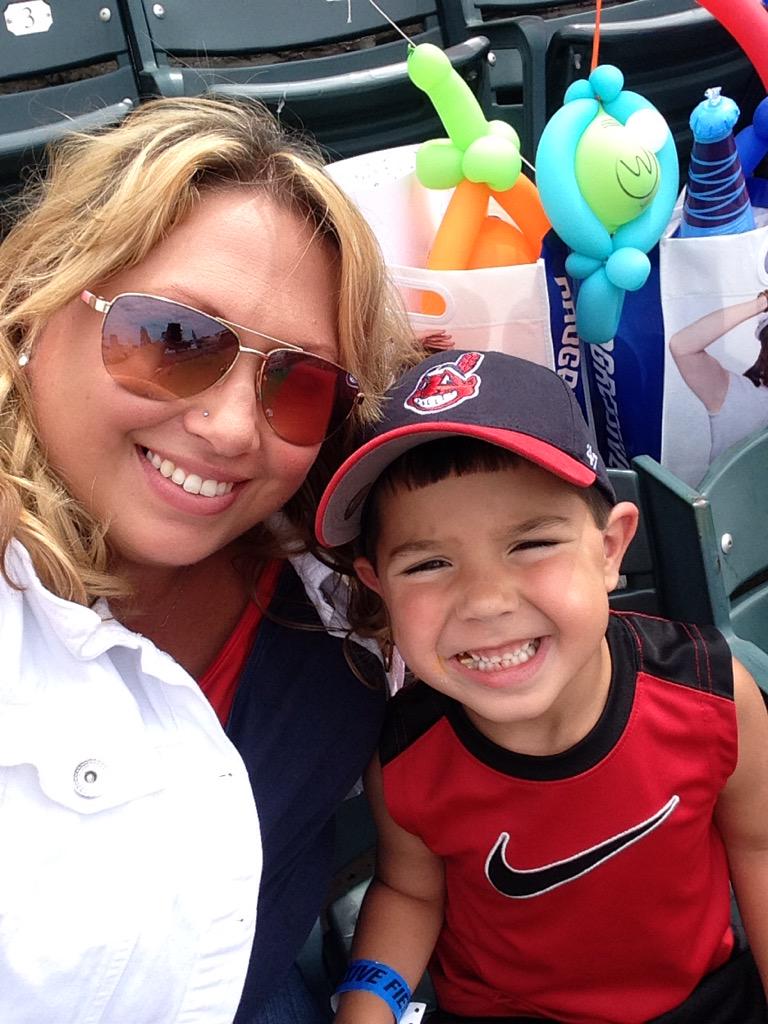 KerriPhilips's tweet photo. Sunday FunDay!! @Progressive #summerevent #tribetown #TribeLive http://t.co/UTsjtdU2Pj