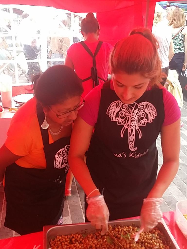 Dimas_Kitchen's tweet photo. Still working hard @KingstonFoodFst http://t.co/gLghI9jLuo
