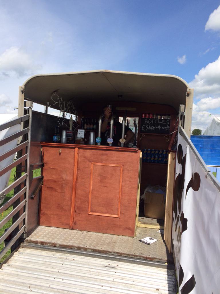 moobars's tweet photo. @HelmBarBrews @Northboundfest @moobarpenrith @tractorshedbrew jabber work IPA on top form in the mini moo trailer! http://t.co/ZjBn8b8BSP