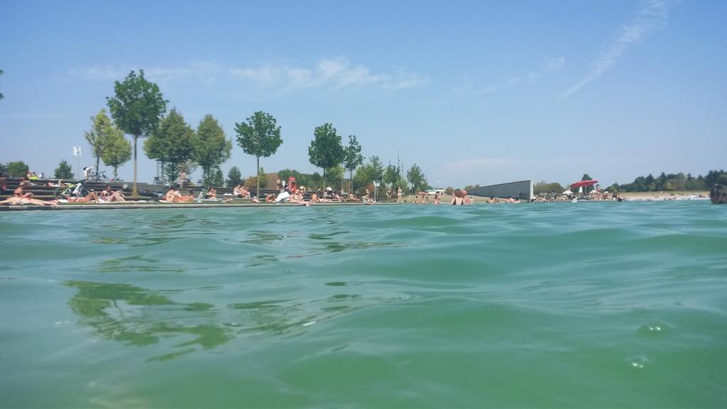 vroneeee's tweet photo. #München #Sommer #Liebe #Bugasee http://t.co/IkWATpmsyF