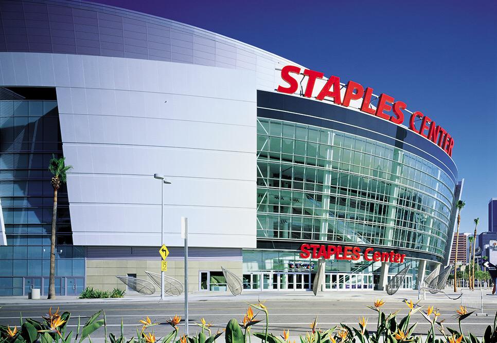 Sports_Voting's tweet image. Better Basketball Arena?
RT for #StaplesCenter
FAV for#MSG