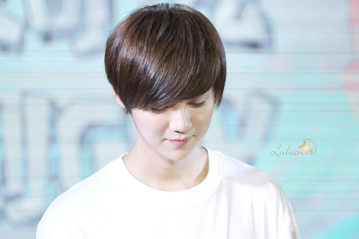 Bank_size56's tweet photo. 150808 #Luhan - Fan Meeting #LuhanReloaded 1
http://t.co/Um18ux9KXD
http://t.co/UwGvoPoqJB
Cr:鹿晗吧_LuhanBar http://t.co/HDUNUPagjA