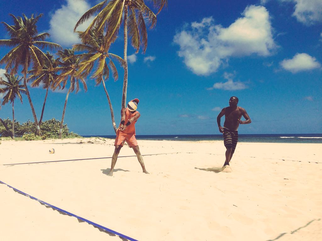 MorganeHuynh's tweet photo. #BeachVolley @ Plage de La Chapelle - Anse-Bertrand #Guadeloupe #ThinkKreyol #SunnyDay http://t.co/1OVJvBG4BU