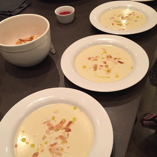 lesbren's tweet image. Satiny ajo blanco soup aka white gazpacho, zingy, refreshing &amp;amp; plush #friendswhocook #late… ift.tt/1DFi3Cr