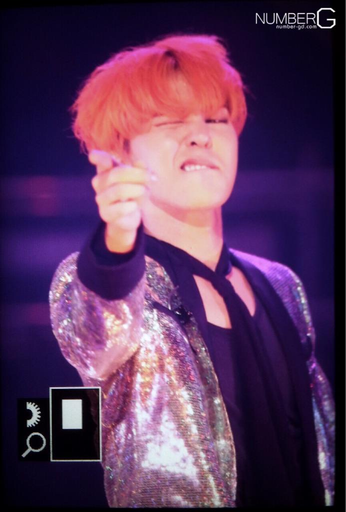 Number_GGG's tweet photo. 150809 #Nanjing 
#GD 👈 
젤 멋져 👍👍😭🍊 
#메이드투어 #난징 #NumberG http://t.co/07Et5QAvhg