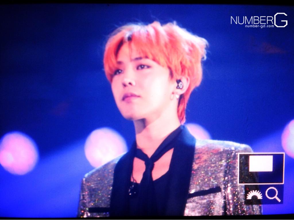 Number_GGG's tweet photo. 150809 #Nanjing 
#GD 👈 
젤 멋져 👍👍😭🍊 
#메이드투어 #난징 #NumberG http://t.co/07Et5QAvhg