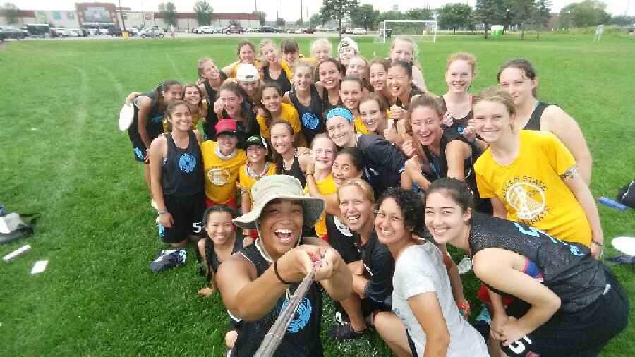 sea_uprising's tweet image. Friends and selfie sticks! #ycc2015 @BayAreaDisc