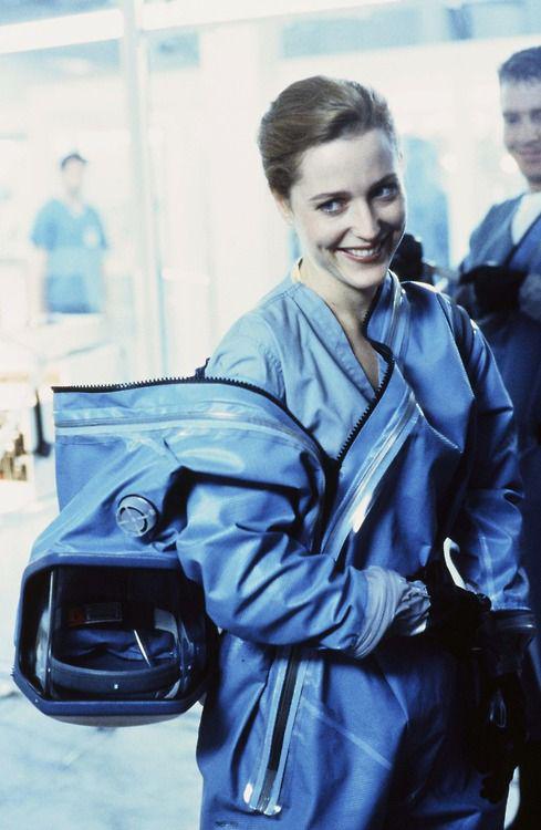 Happy birthday to Gillian Anderson!! 