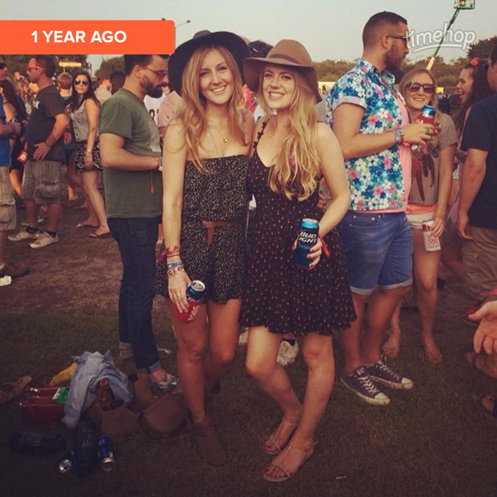 ToMartha's tweet photo. Time flies @BebhinnMeadhbh! #FestivalFriends #Lolla2014 #timehop http://t.co/PuxqbHHir9