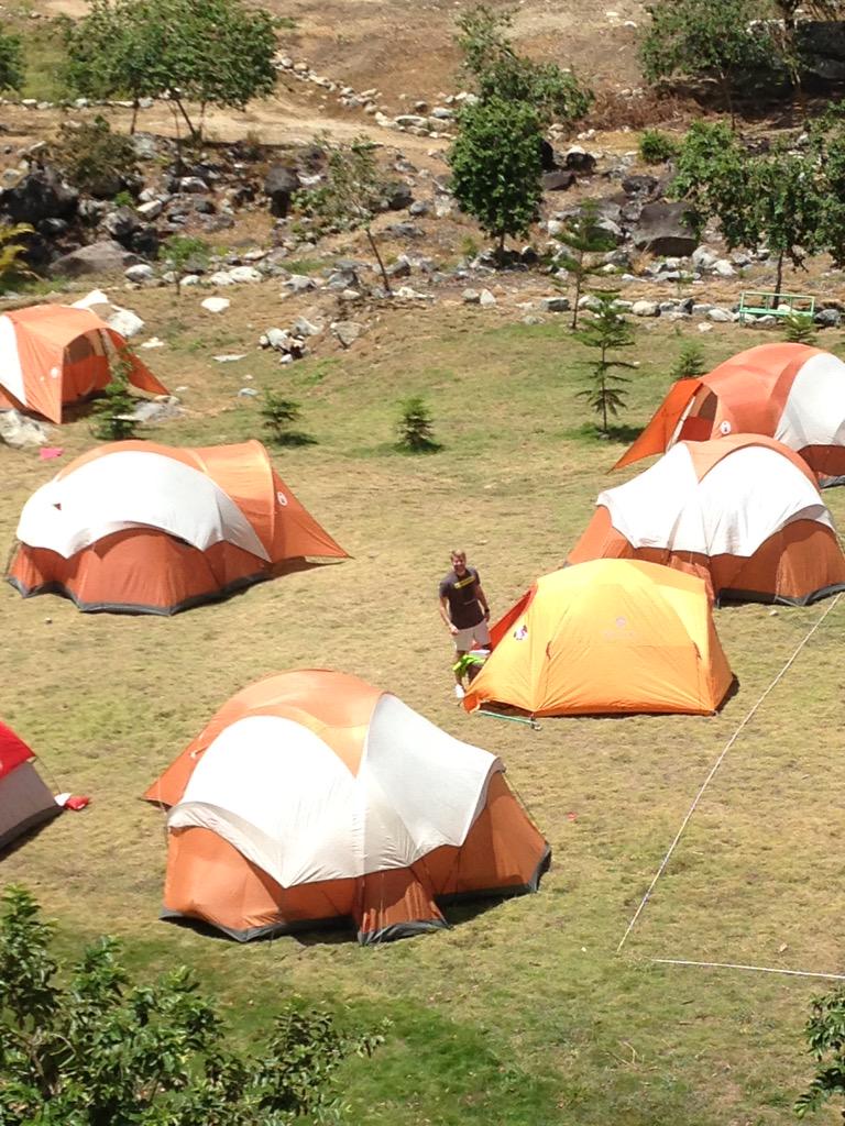 IvanGomezC's tweet photo. Equipo de Liquid en su actividad de integración corporativa #Camping #ItsGoodToBeLiquid #CentroVisitantesEdwinGomez http://t.co/oa7z76L5t7