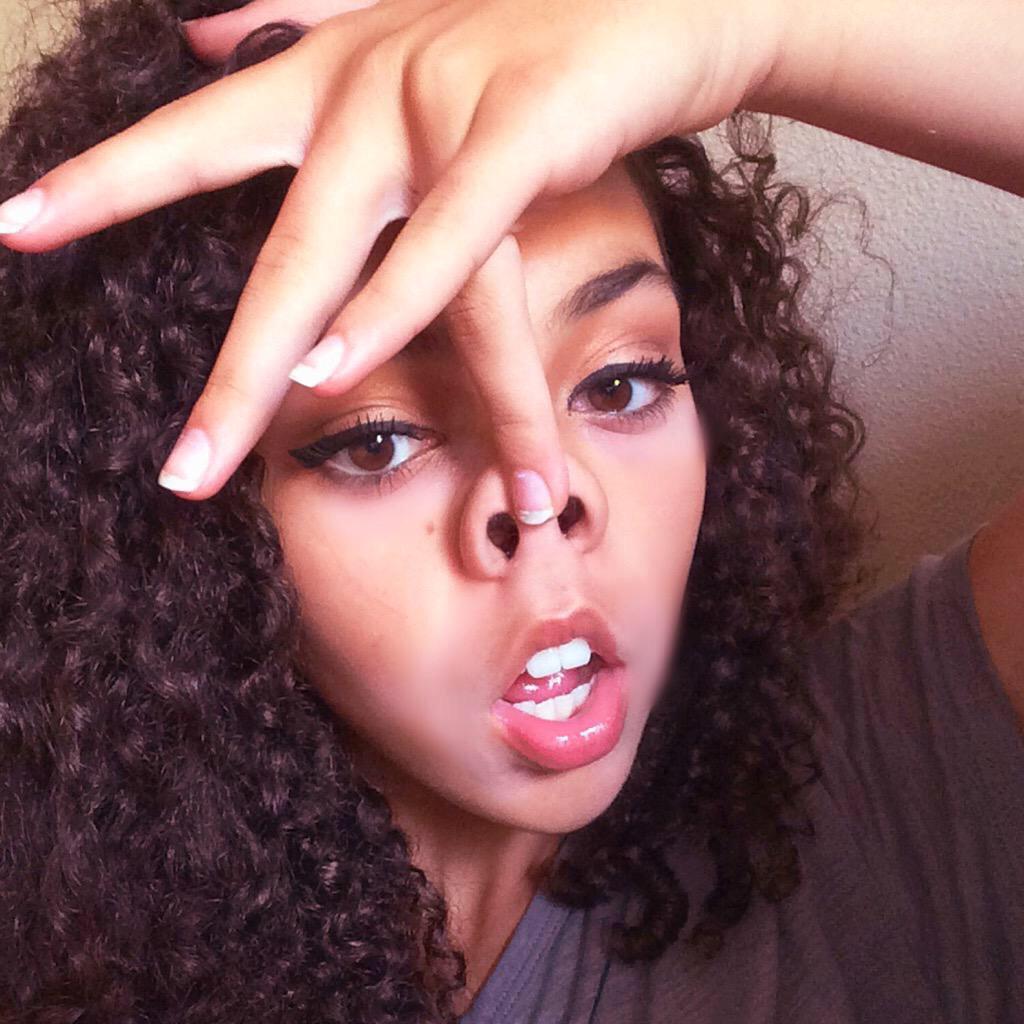 PissSluts's tweet photo. Im an ugly little fuck pig *oink oink* 🐷🐽 can i be someones pet 😔😩😏 pweaseee dm me http://t.co/am7nW9Z99j
