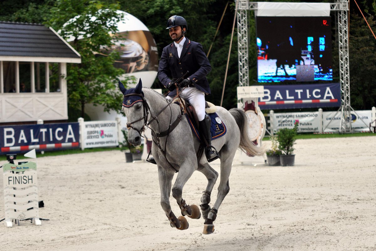 BalticaTour2015's tweet photo. The winner of Baltica Summer Tour Grand Prix CSI3* - Amre Hamcho (SYR) with Al Murtajiz @BalticaTour2015 #showjumping http://t.co/gddvsNqzfw