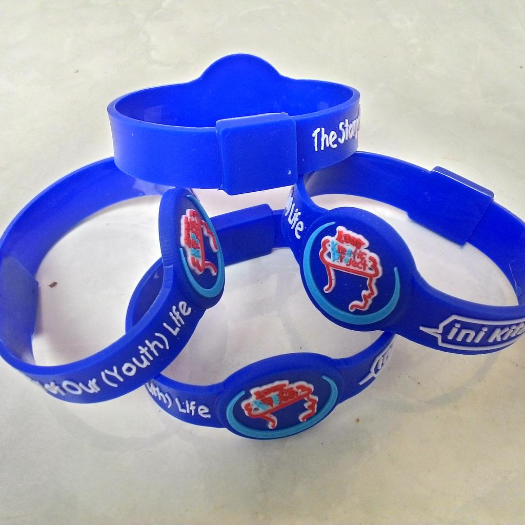 cepspaskor's tweet image. #GelangKaretMurah #GelangKaretBDG #GelangKaretIndo #WhirstBand #WhristbandIndo #CheapWhristband#Gantungankuncikaret