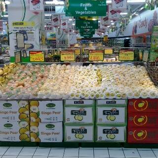 AngkuwVicky's tweet photo. @hypermart st moritz, lippo mall puri, west jakarta http://t.co/qpWPUzkqq2