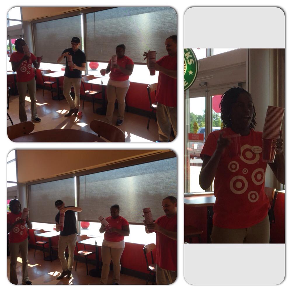 #happyteamhappyguests #movinonup MTWI &amp; Starbucks samples <a href="/LaurenBugay/">Lauren Bugay</a> <a href="/eimazzeo/">Erica Mazzeo</a> @JennaWalker422