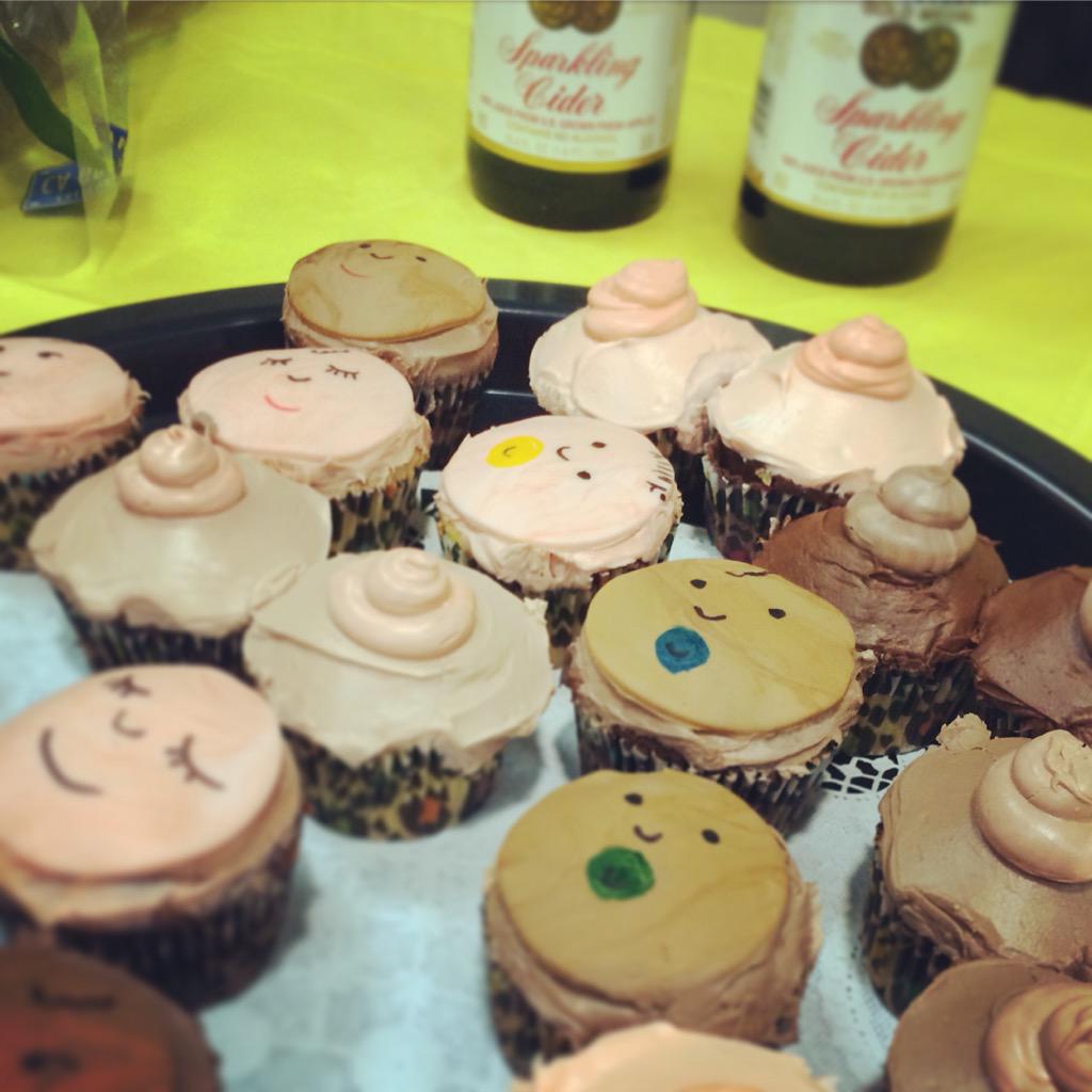 BFUSA_NJ's tweet photo. No better way to end #WBW2015 than with boob and baby #cupcakes! http://t.co/jNjk6zihdi