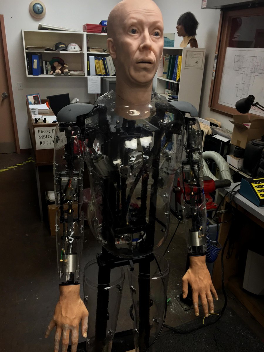 SallyDarkRides's tweet photo. Just a typical day in the robot shop. #onlyatsally #robotics #animatronics #DoTheRobot http://t.co/lA4vDi1tvJ