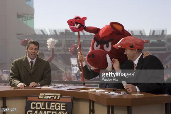 Happy 80th birthday, Lee Corso. Arkansas went on to beat Tennessee 31-14 after he put on the Hog gear in 2006. 