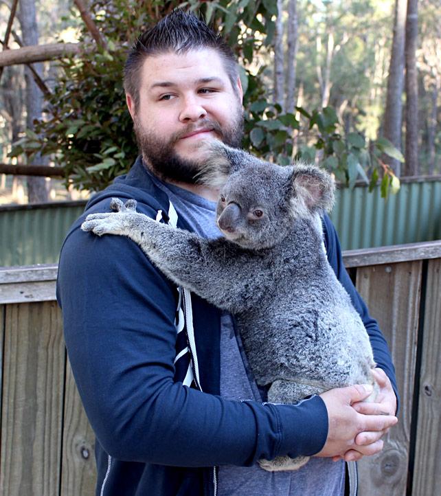 KevinOwensCOM's tweet photo. Photos: Kevin Owens and Emma visit Batman and Kangaroos during WWE's 2015 Australian Tour http://t.co/DQzxgWCAbX
