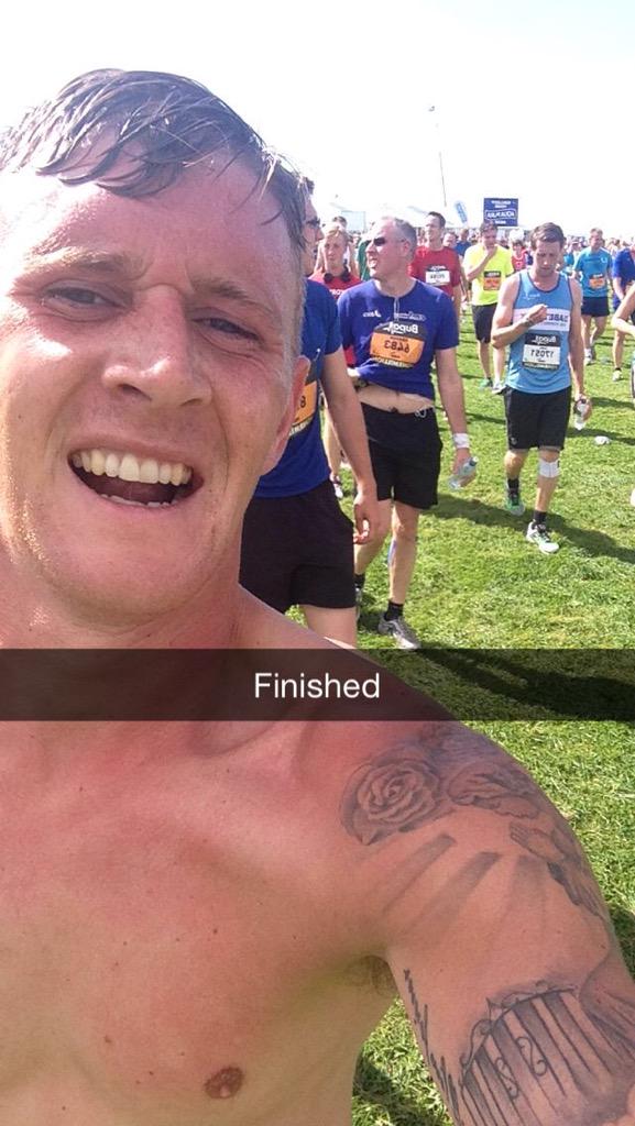 jimmymill28's tweet photo. 5 weeks and a will be passing that line again @Great_Run  1 hour 52 to beat #goals @Butterwickhos no better feeling http://t.co/WXUmK2Da3i