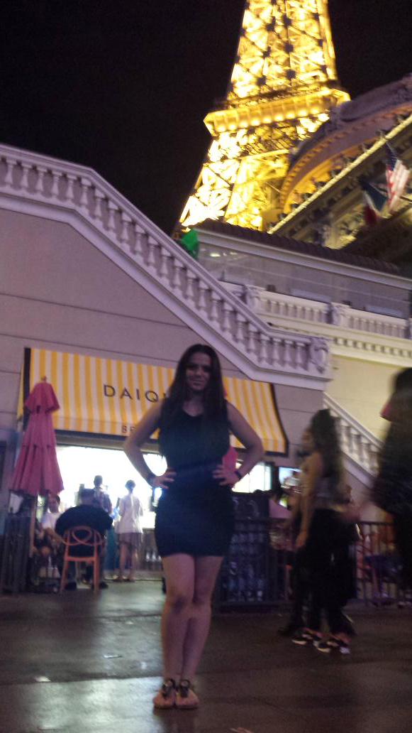 julia_mares's tweet photo. Vegas http://t.co/mY0hP5f2SW