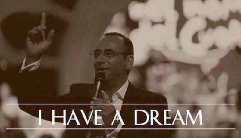 carlofacose's tweet photo. Carlo Conti che ha un sogno http://t.co/pF77cXZXkK