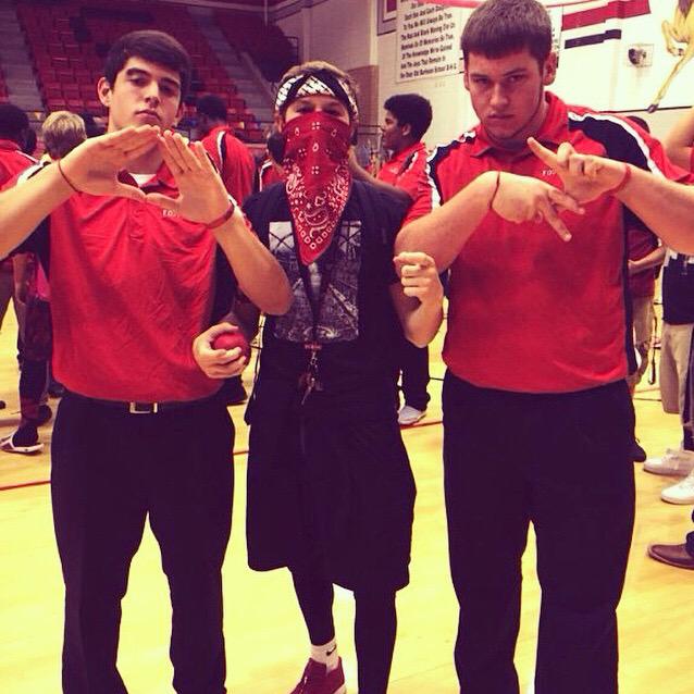 Carter_Is_Ugly's tweet photo. The grind paid off. You still got one more season, so keep showing out lil big bro. Love you Russ Bus 💞 #LaTechCommit http://t.co/EisVm5l4Cb
