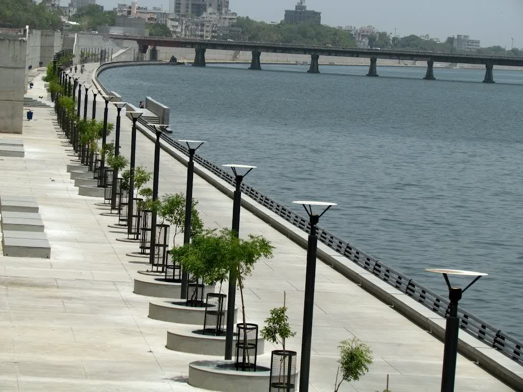 MaruAmdavad's tweet photo. Know about #sabarmati #riverfront project #history and more http://t.co/hX8A9XFcrT #Ahmedabad http://t.co/9d7wQ1ACls