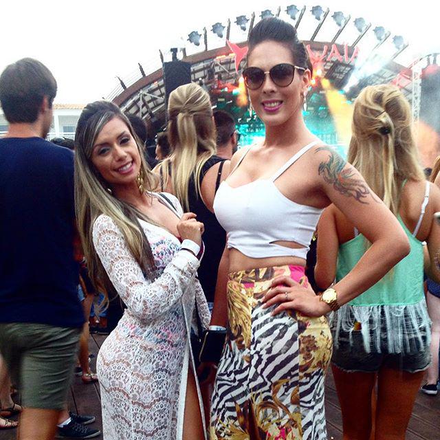 InstaIbiza's tweet image. #Pipoco #UshuaïaIbiza #MartinGarrix #OliverHeldens #MultiplusParty #Ibiza #IBZ 💄💋🇪🇸 ... @r… ift.tt/1Ee3tgm