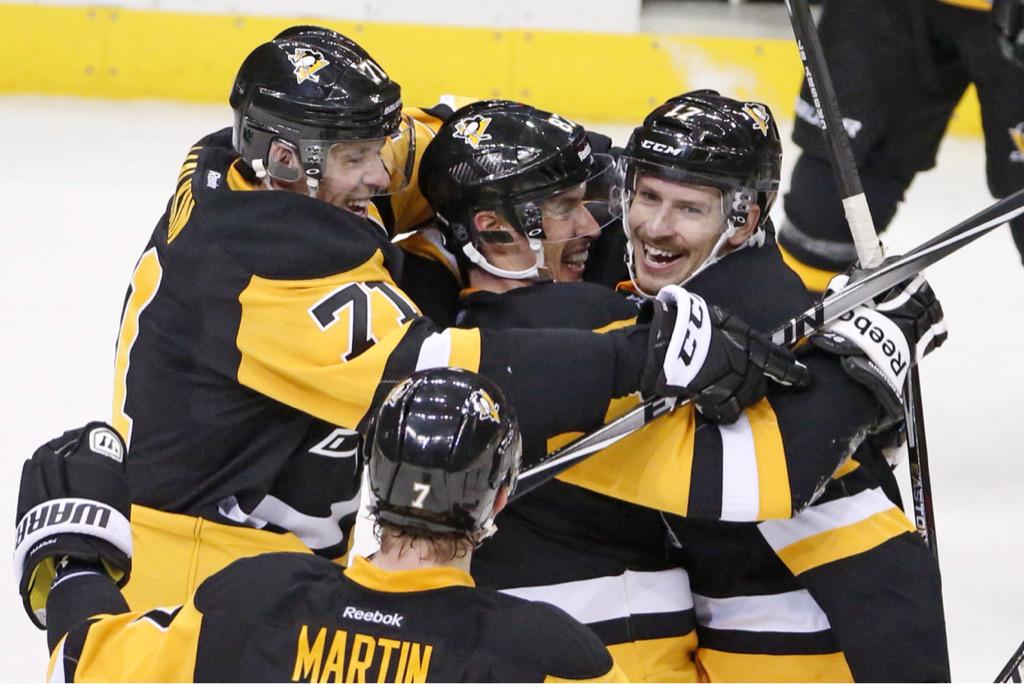    \" Hugs for the birthday \kid.\ Happy 28th, Sidney Crosby! 