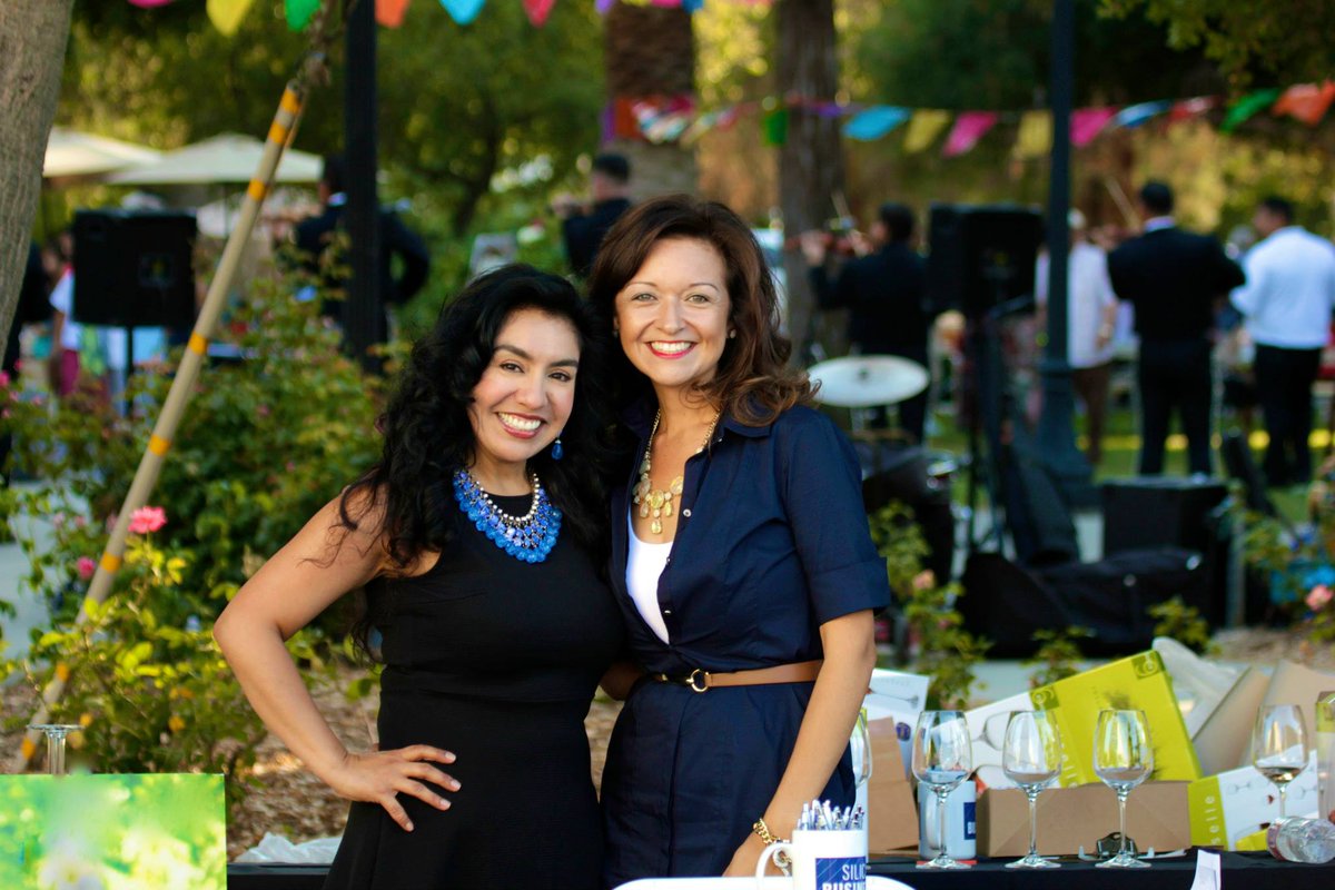 SabordelValleSJ's tweet photo. Take a look at photo summary of #SDV2015 #SanJose http://t.co/UDyYA7qDti Great success benefitting local nonprofits! http://t.co/Vil40omk6o