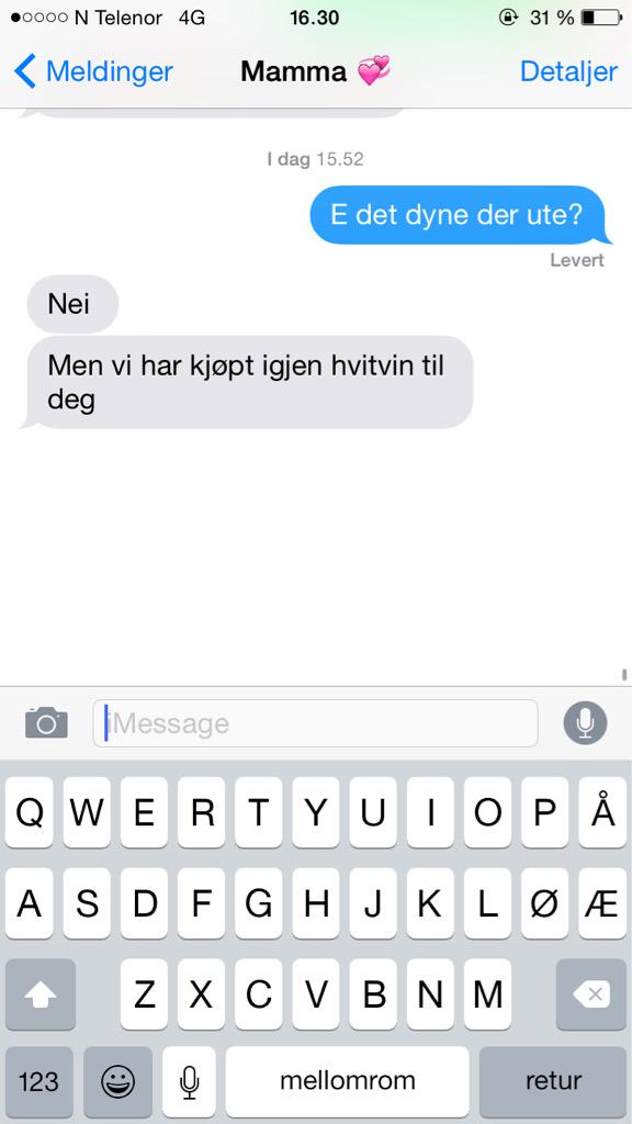 maritabring's tweet photo. Treng ikke dyne når æ har vin tydeligvis http://t.co/oCYlMtUgmj