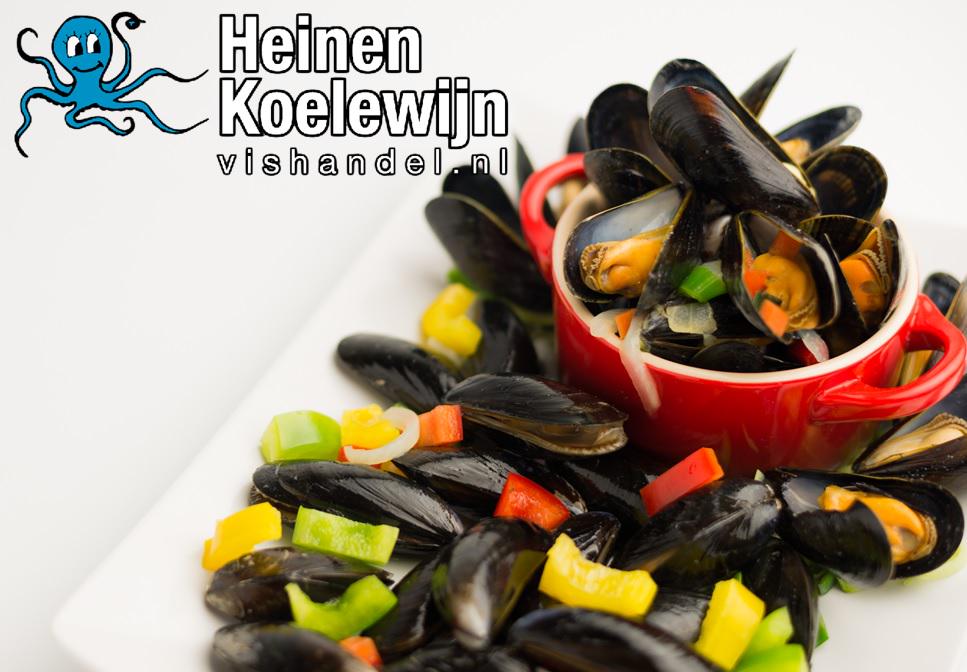 HeinenKoelewijn's tweet image. Morgen van 11:00 tot 15:00 op de markt in #Arnhem; Vers gekookte #mosselen; €2,- per portie! #stuntprijs #MosselParty