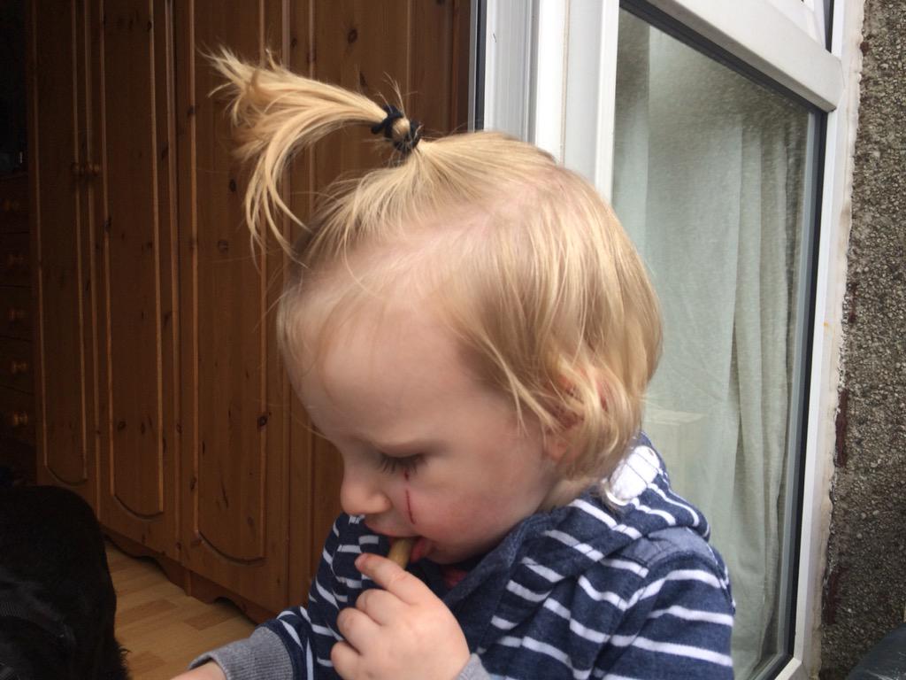ofaglasgowgirl's tweet photo. Leon needs a hair cut, in the meantime? He will just need to look like pebbles from the flintstones. #rockstarchild http://t.co/Fadi7MqruG