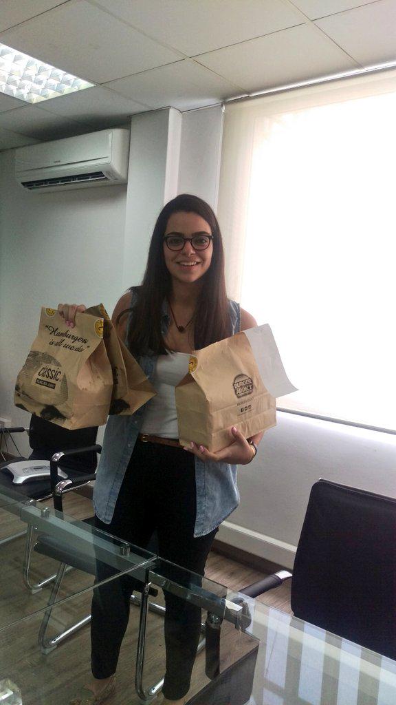 ElmaSalem's tweet photo. Fridays at the office #TheElmaEffect #BoomShakaLaka @CLASSICbrgr http://t.co/sry6ZGGD2d