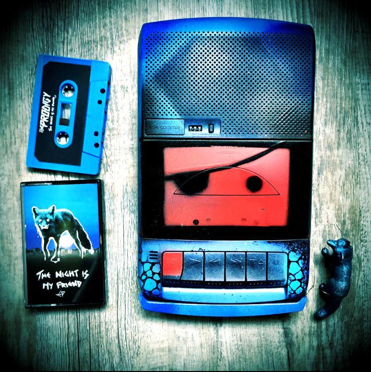 rensvanheijst's tweet photo. Yes please! Bring back the oldschool madness! #TheNightIsMyFriend http://t.co/bpjCiPAB8q