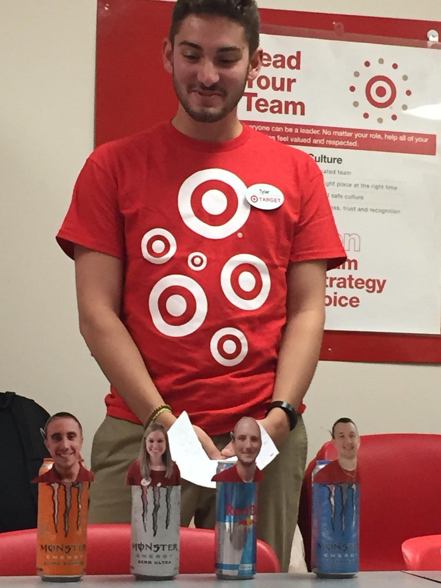 millyfoge's tweet photo. Thank you Nebo for a great summer! #bestinterngraduationever @LeahDevlin11 @ShedlockRyan http://t.co/qOCzx0UUh1