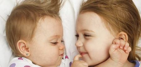 HPUKParents's tweet photo. How the toddler uses her words to help her baby sister http://t.co/cRefXqIJrN http://t.co/Yv9BlX35GI
