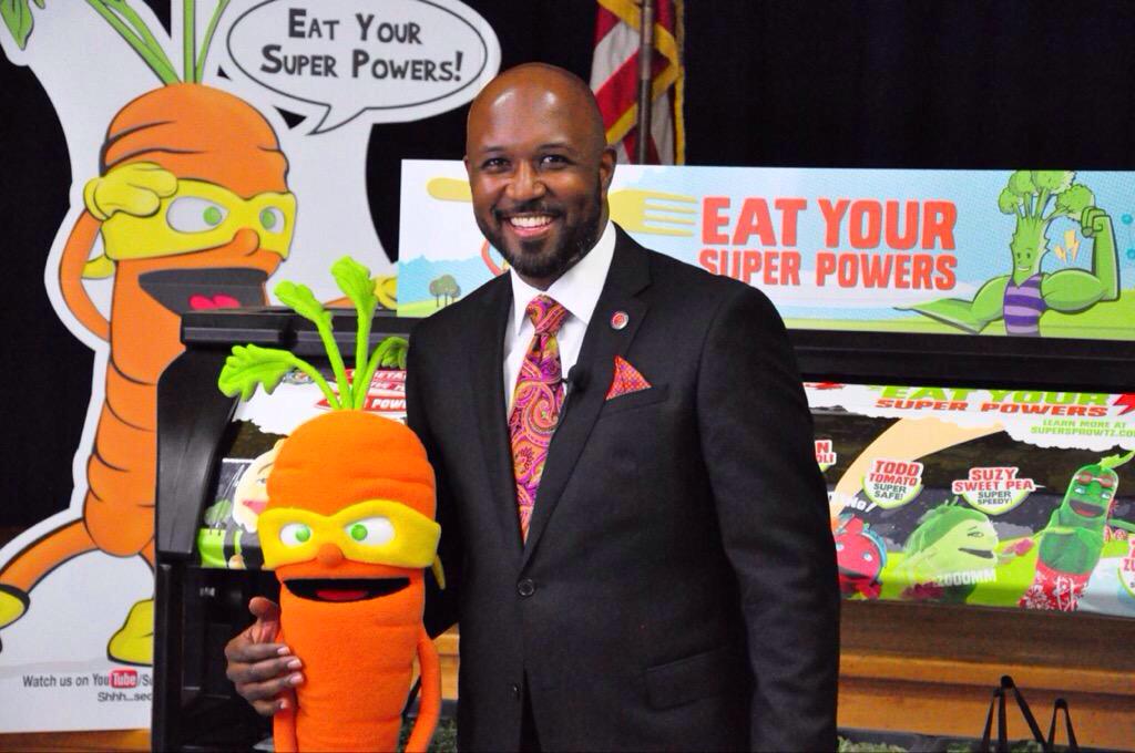 Siced 2 combat kid obesity &amp; make <a href="/ComptonUnified/">Compton Unified</a> a more vibrant &amp; healthier community <a href="/SuperSprowtz/">Team Z</a> <a href="/AsmAutumnBurke/">Autumn R. Burke</a>