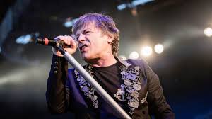 Happy birthday to my biggest hero Bruce Dickinson you rock! 