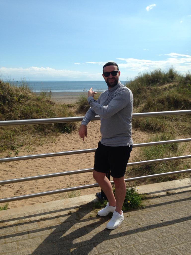 Chris Davies tweet media