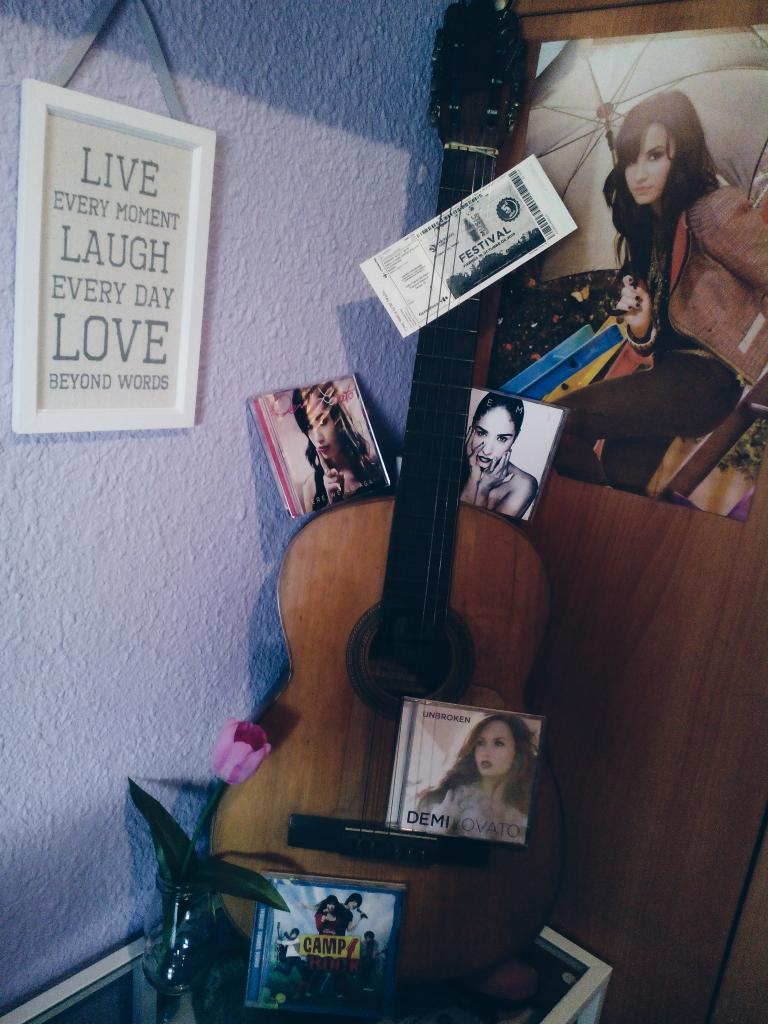badliarkoo's tweet photo. Si no fuera por Demi no sería la persona que soy ahora.

RT POR FAVOR!!!!!! #CCMELovers http://t.co/di1rrsbLFz