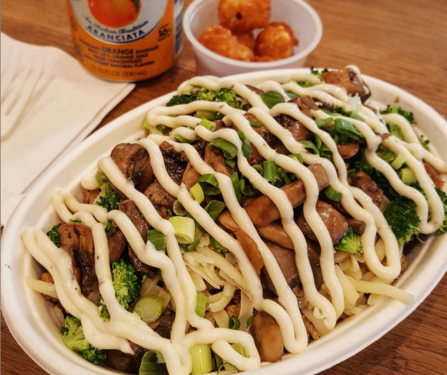 Yaelleah's tweet photo. Visit @burlapsacknyc &amp; you'll learn to insert "potato bowl" into your culinary vernacular http://t.co/DQxHtgjnGY http://t.co/tfn5vxUjOB