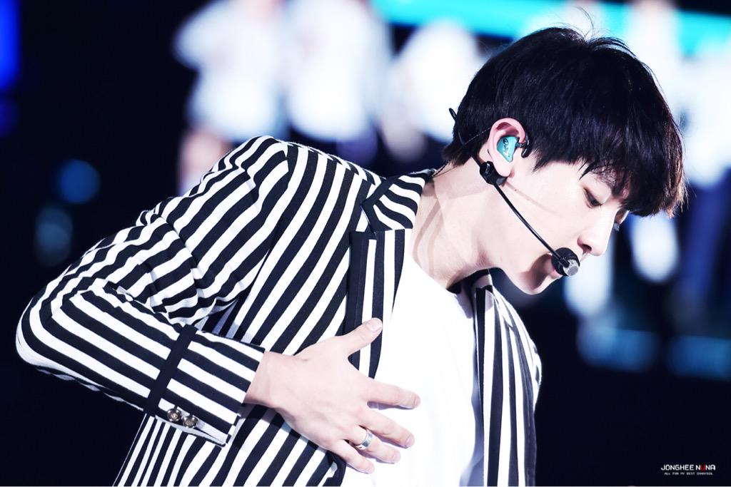 realjonghee048's tweet photo. #CHANYEOL #찬열 150801 The EXO'luXion in ChengDu 53 http://t.co/htAmTzfCnm