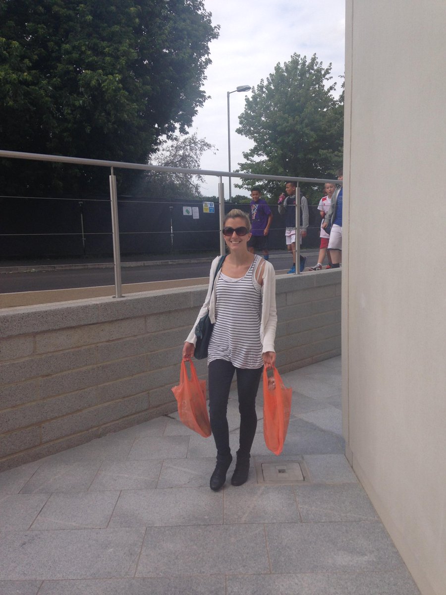 NCSEM_PAnews's tweet photo. We've been on a lunchtime walk to the shops to give us that #FridayFeeling http://t.co/50Via0hKHZ