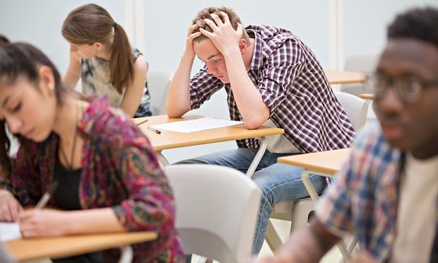GuardianEdu's tweet photo. Young people need more help deciding what to do after results day http://t.co/HYgX0iepiU #careers #students http://t.co/xlNeSEmZFI