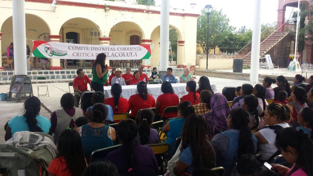 cerrbk's tweet photo. Ayer se tomo la protesta de la @CCritica_PRI en San Juan Guelavia, #Tlacolula #CCriticaOaxacaPRI http://t.co/SlsQLEnTMS